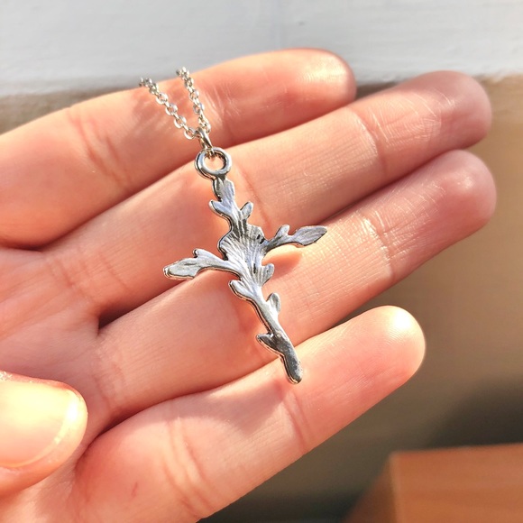 Silver Rose Cross Pendant Chain Necklace - Picture 3 of 4
